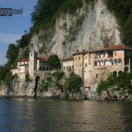 Cristal Lake Affittacamere Ispra Exterior foto