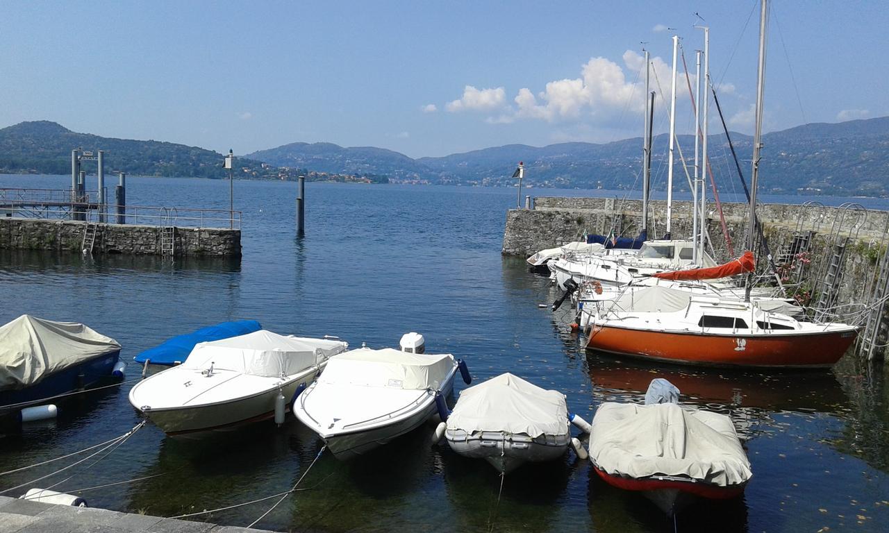 Cristal Lake Affittacamere Ispra Exterior foto